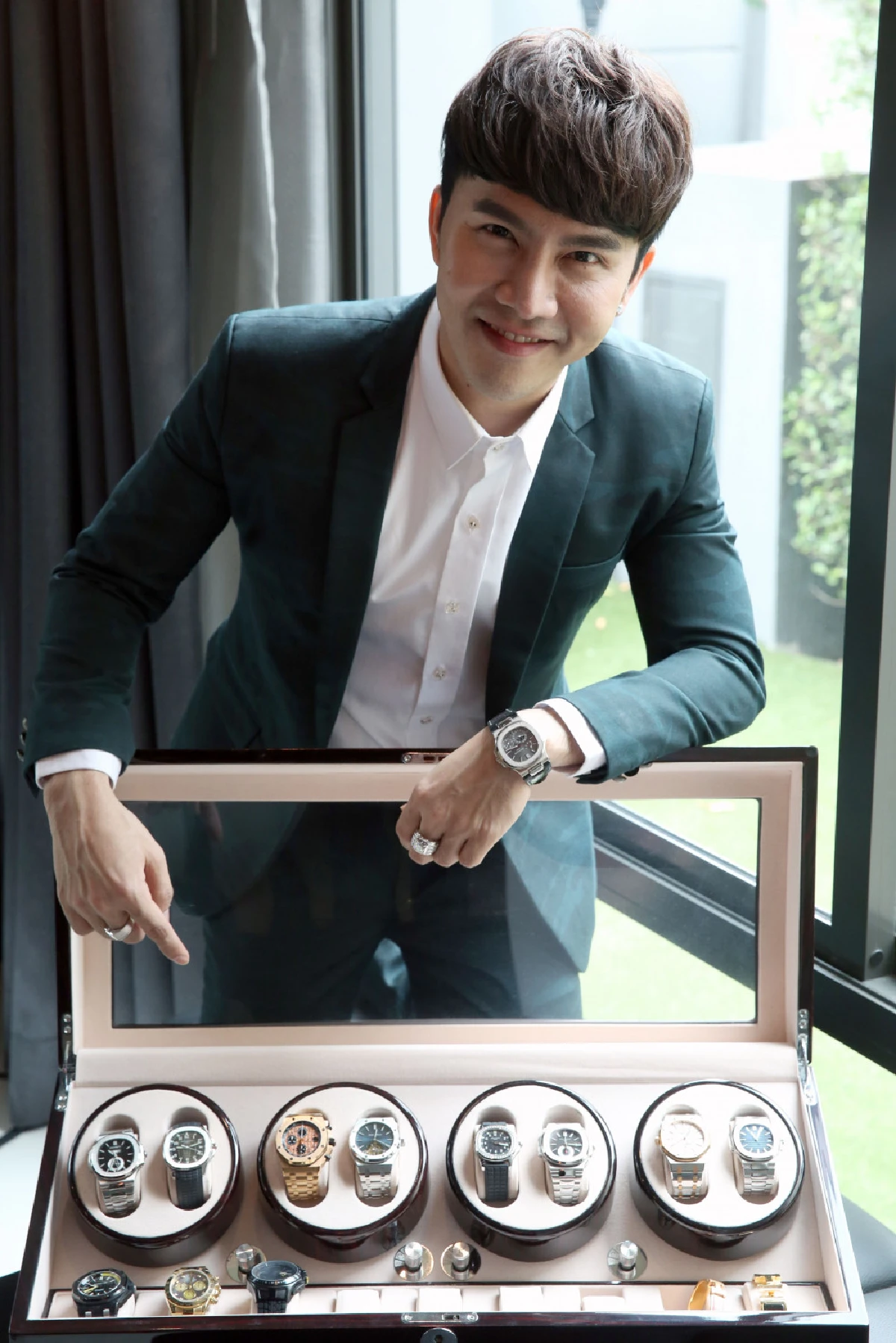 วรัตน์พล วรัทย์วรกุล ‘รถ กีตาร์ นาฬิกา โลกของผม’