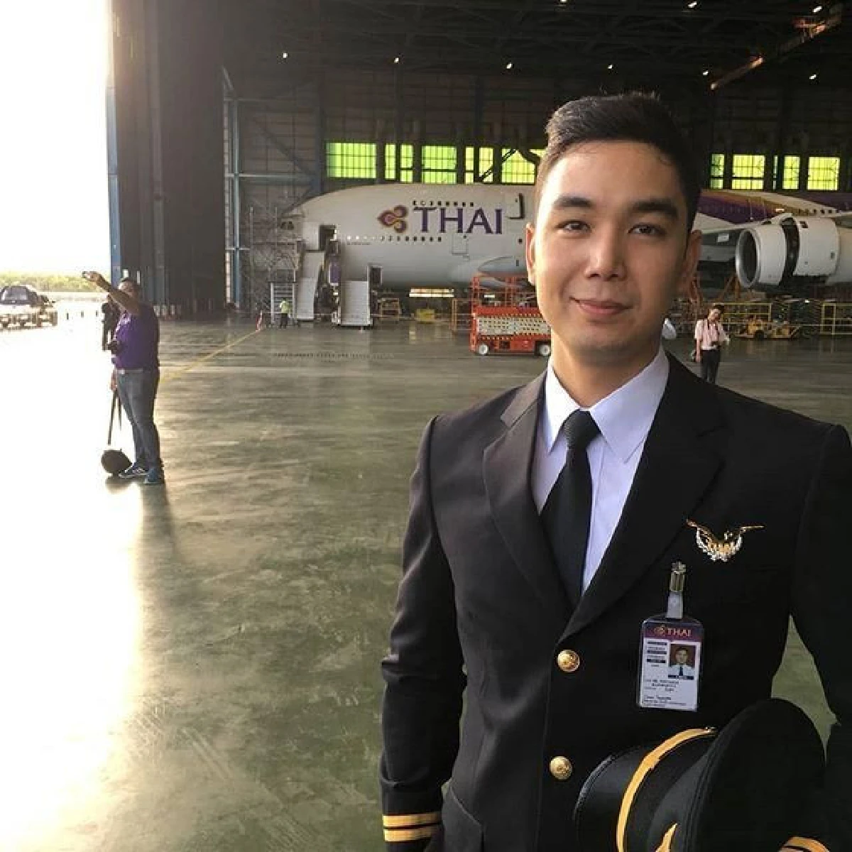 แอริน ยุกตะทัต ภูมิใจที่สุด! อินดี้ น้องชายได้เป็นนักบินตามฝันสำเร็จ