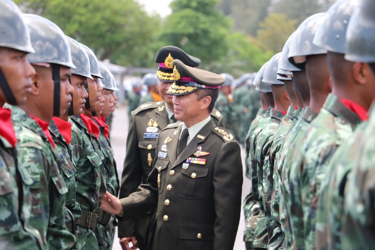 แม่ทัพภาคที่4คนใหม่ลั่นจะปกป้องรักษาอธิปไตยของชาติในพื้นที่ภาคใต้