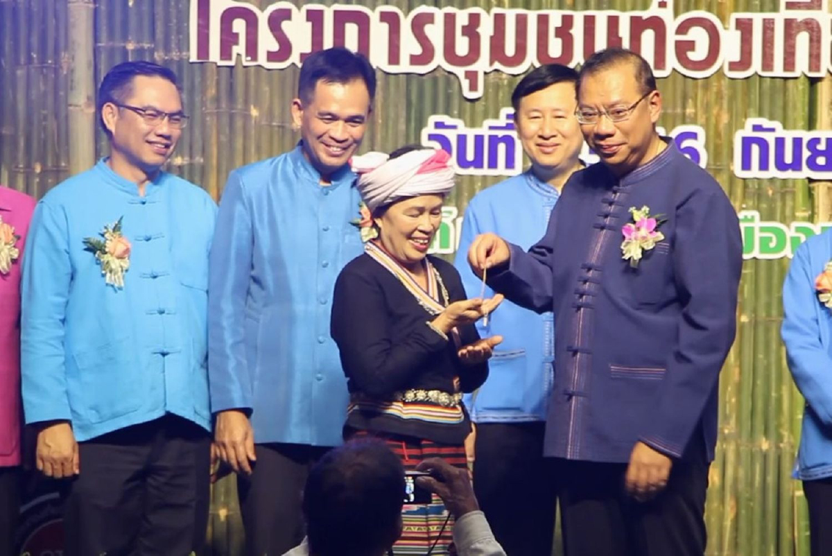พะเยาจัดยิ่งใหญ่ “OTOP นวัติวิถี”35 หมู่บ้านท่องเที่ยว หอบจุดเด่นโชว์ศักยภาพชุมชน พะเยาจัดยิ่งใหญ่ “OTOP นวัติวิถี”35 หมู่บ้านท่องเที่ยว หอบจุดเด่นโชว์ศักยภาพชุมชน