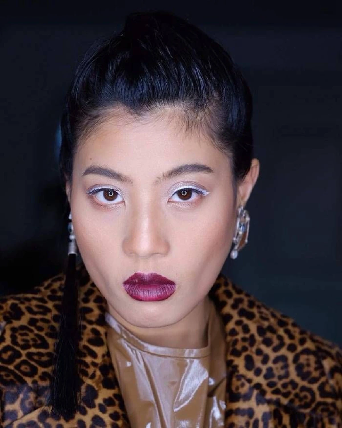 "พระองค์หญิงสิริวัณณวรีฯ" เจ้าหญิงแฟชั่นของไทย! เสด็จร่วมชมแฟชั่นโชว์ในงาน Paris Fashion Week 2018