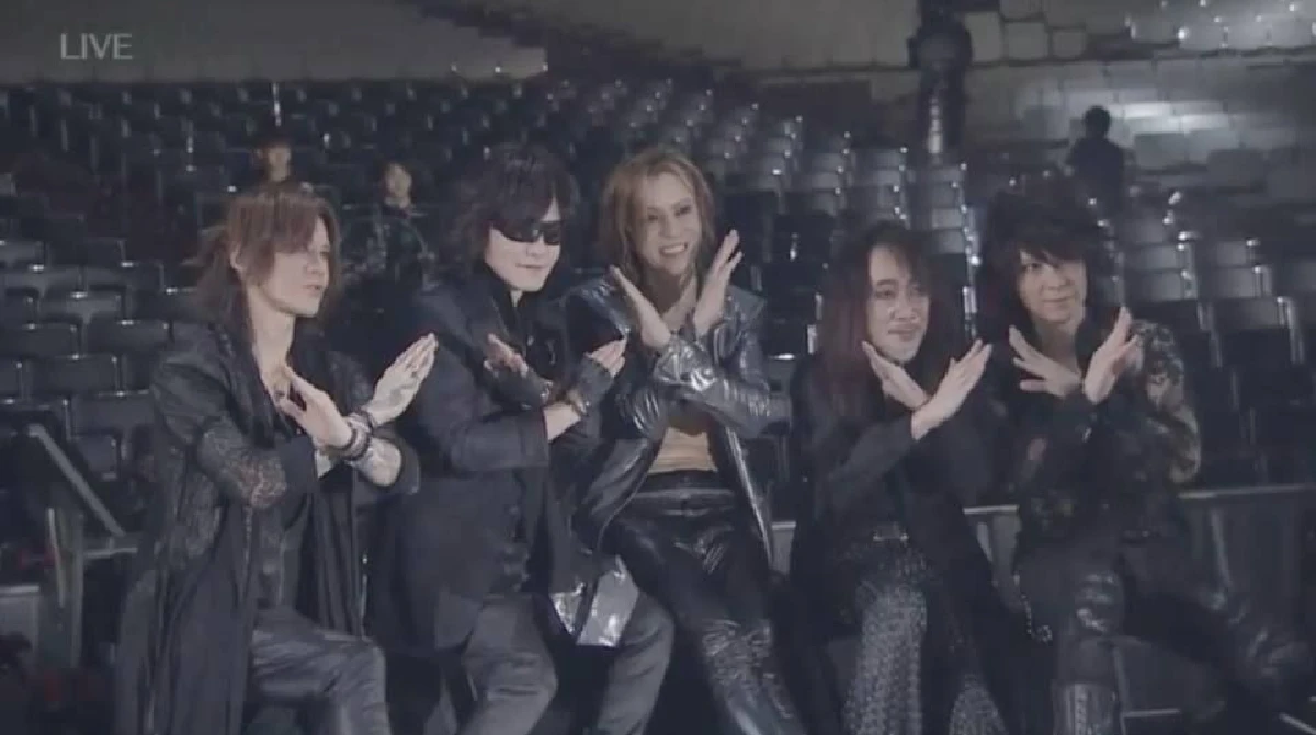 X-JAPAN โชว์สปิริตแสดงเต็มที่ไม่มีกั๊ก..ในฮอลล์ที่ว่างเปล่า