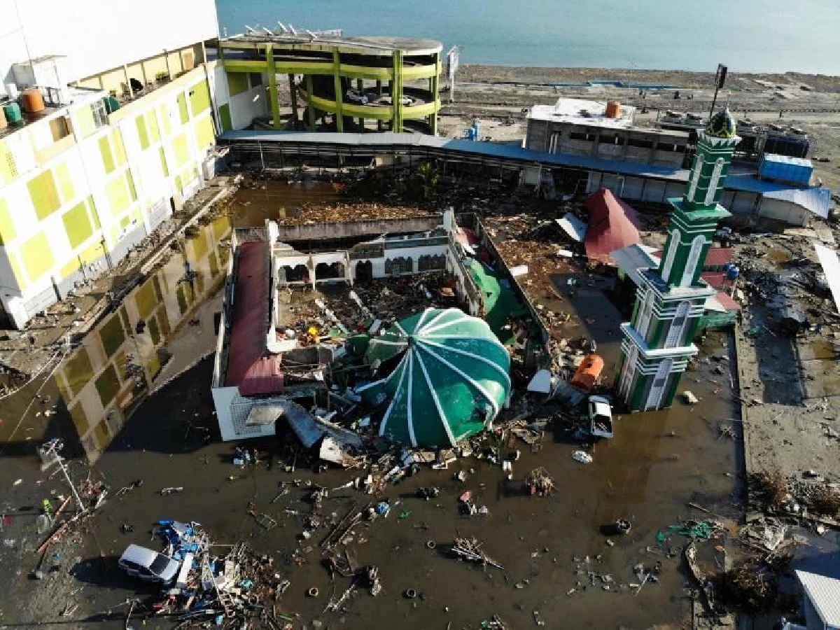 แผ่นดินไหวเขย่าอินโดฯซ้ำ 5.9 ยอดตายกว่า 1,300 ราย