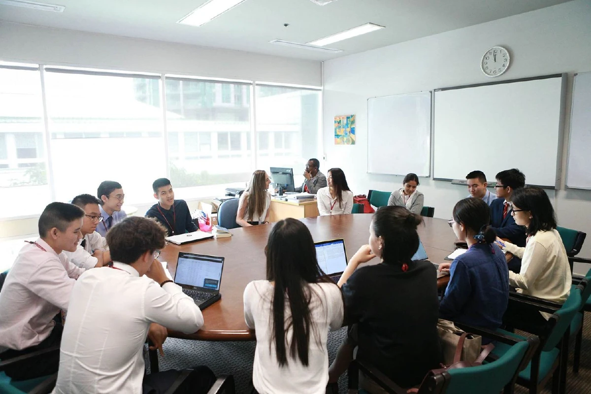 นักเรียน 'โรงเรียนนานาชาติโชรส์เบอรี กรุงเทพ' ทุบสถิติ