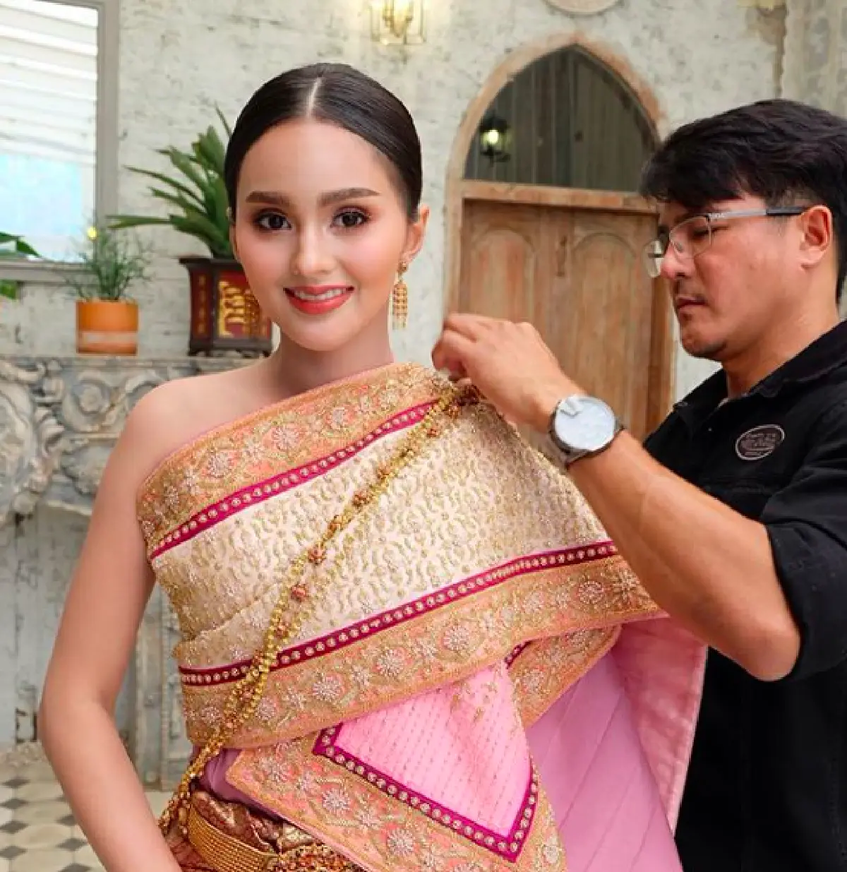 ส่องภาพพรีเวดดิ้ง "เคลลี่–นาย" บอกเลยมาเต็ม สวยหรูและอลังการมาก
