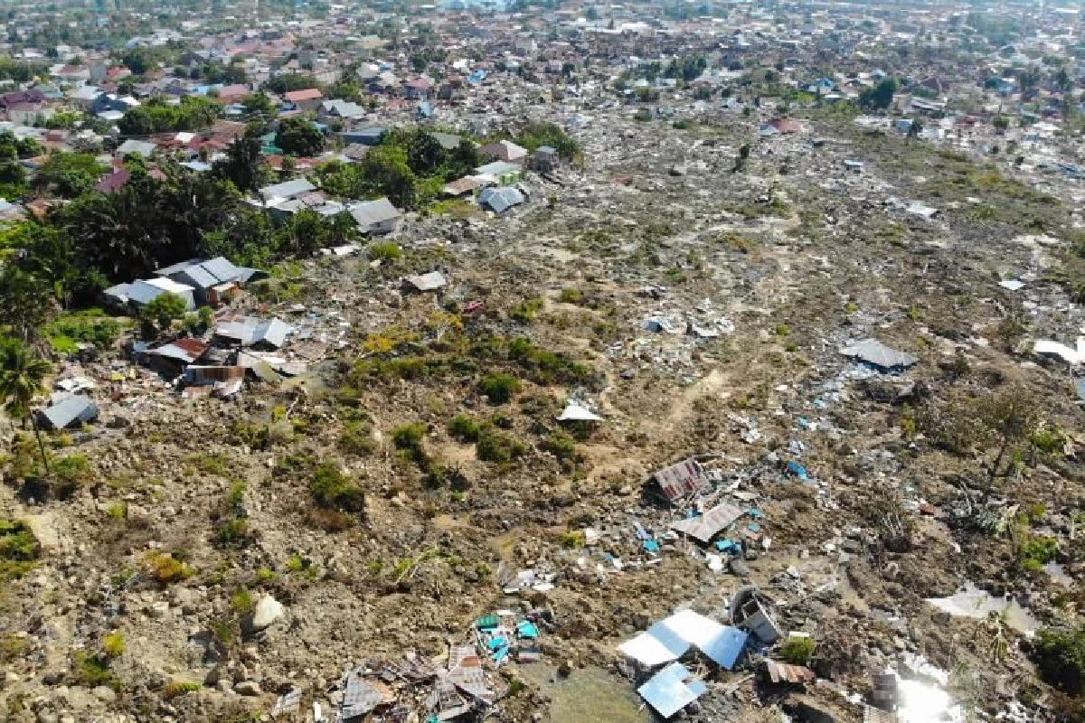 แผ่นดินไหวเขย่าอินโดฯซ้ำ 5.9 ยอดตายกว่า 1,300 ราย