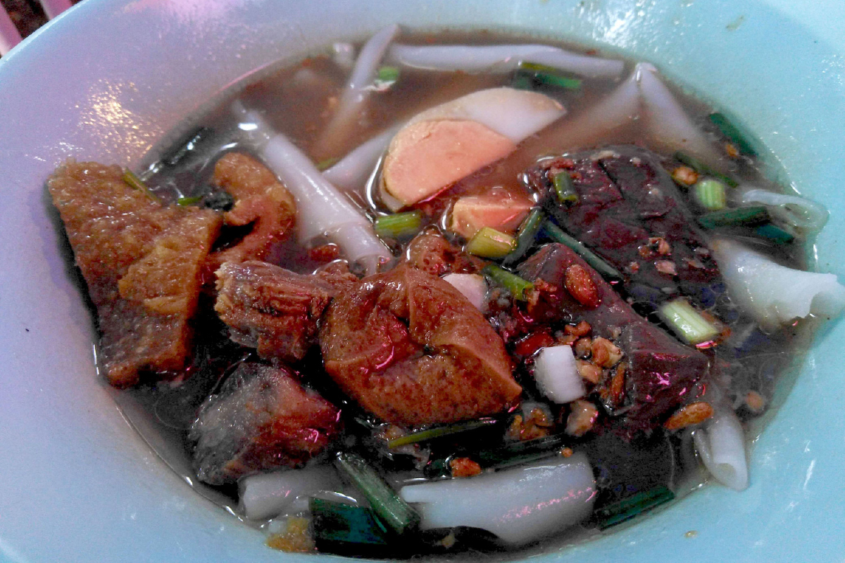 ก๋วยจั๊บ เฮียตั๋วเท๊า เจ้าเก่าเยาวราช ก๋วยจั๊บ เฮียตั๋วเท๊า เจ้าเก่าเยาวราช