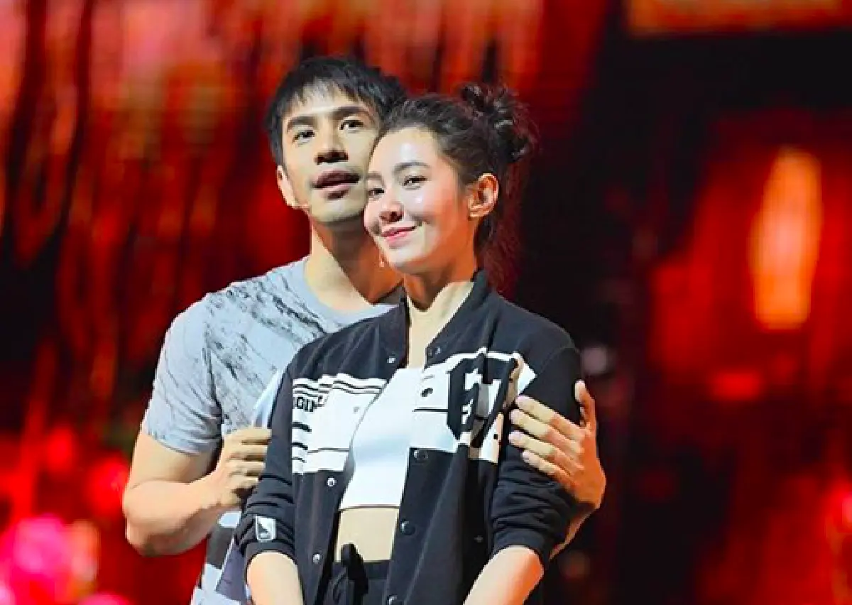 ภาพเบื้องหลังความสนุก “บุพเพสันนิวาสแฟนมีตติ้ง จะกี่ภพชาติก็ขาดเธอไม่ได้” เหล่านักแสดงทุ่มสุดตัว