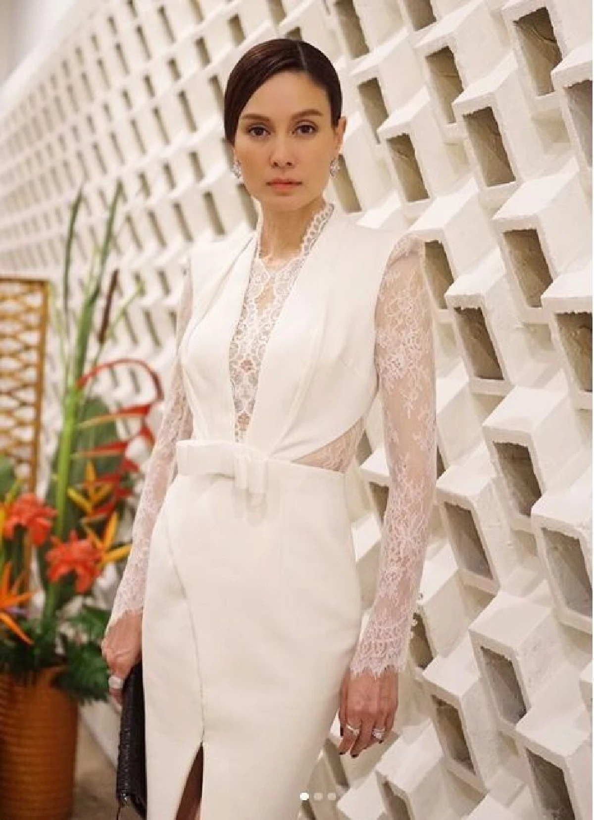 ส่องภาพ อุ๋ม อาภาศิริ  ในละครป่วย..แต่ชีวิตจริงสวยดูแพงมากในวัย 48 ปี