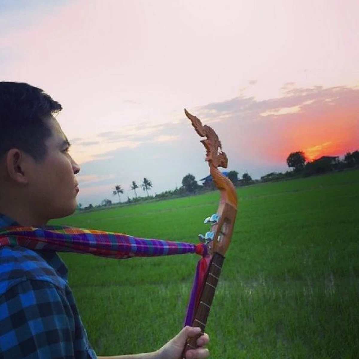 เปลี่ยน "ไร่นาป่าสงวน" ของ "ปอ ทฤษฎี" สู่โฮมสเตย์บ้านไร่อากาศบริสุทธิ์ สงบสุขที่บุรีรัมย์