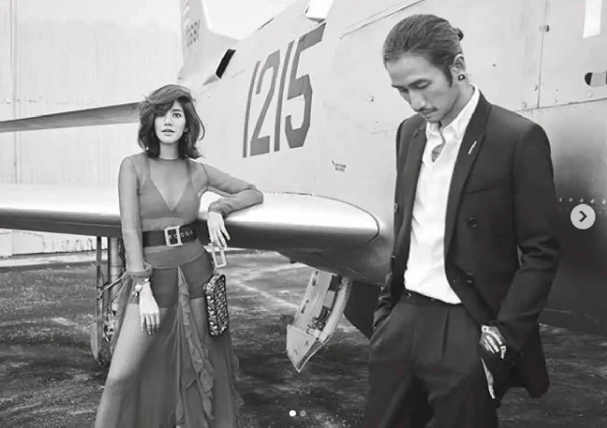 พี่ไม่อยากจับมือหนูเหรอ? “ก้อย” โพสต์รูปที่ถ่ายแบบกับ “ตูน” พร้อมเล่าเรื่องราวคล้ายน้อยใจ