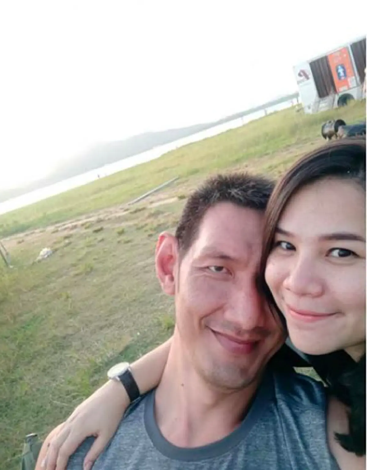 12 ปีไม่เคยเปลี่ยน! "โยกเยก เชิญยิ้ม” โพสต์ภาพหวานเทียบอดีตกับปัจจุบัน กับรักแท้ไม่มีแบ่งไซส์