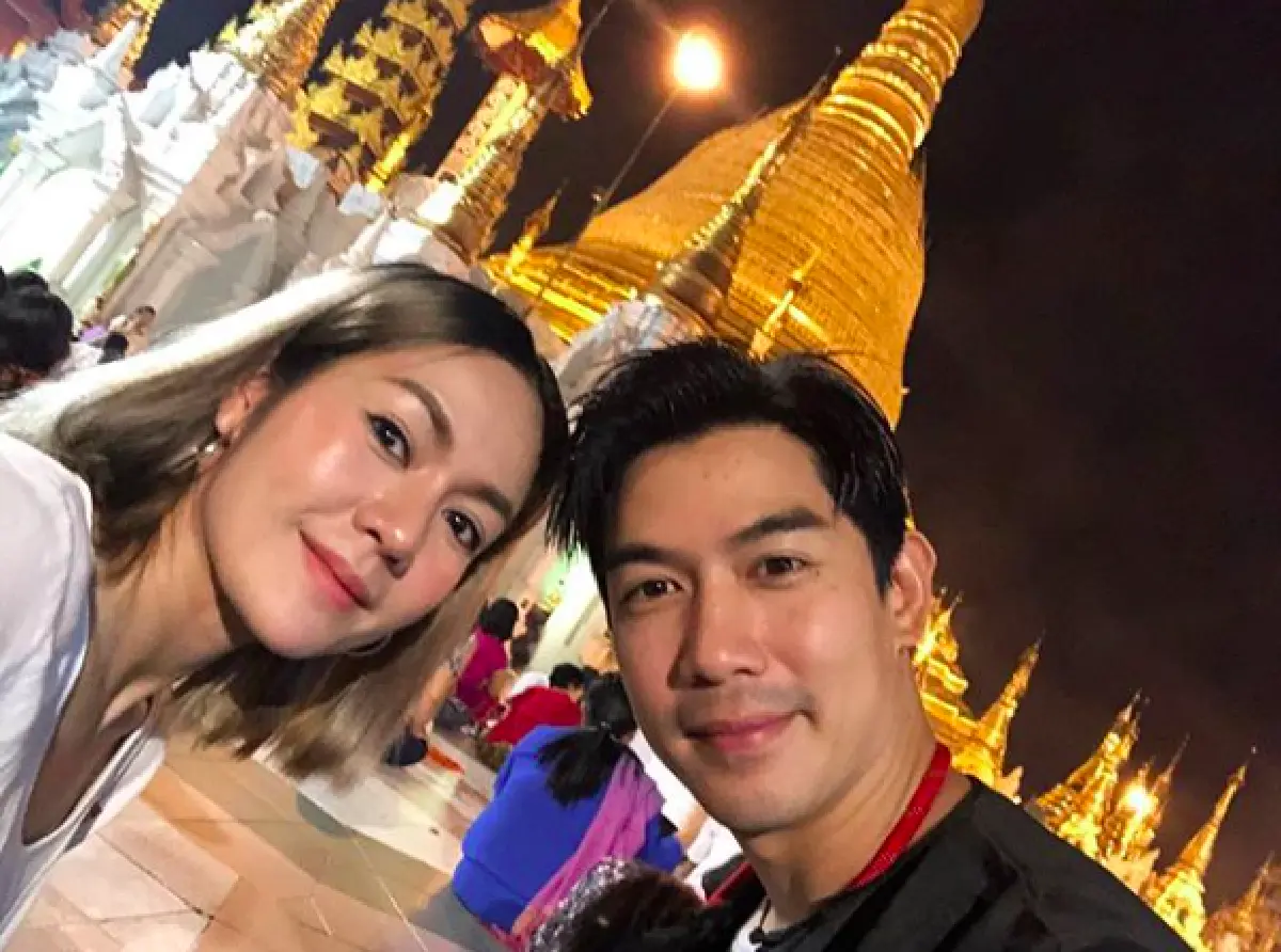“เป๊ก-นิว” บินลัดฟ้าไปพม่าทำบุญชุดใหญ่ แฟนๆ แห่แซวมาขอเบบี๋กันหรือเปล่า