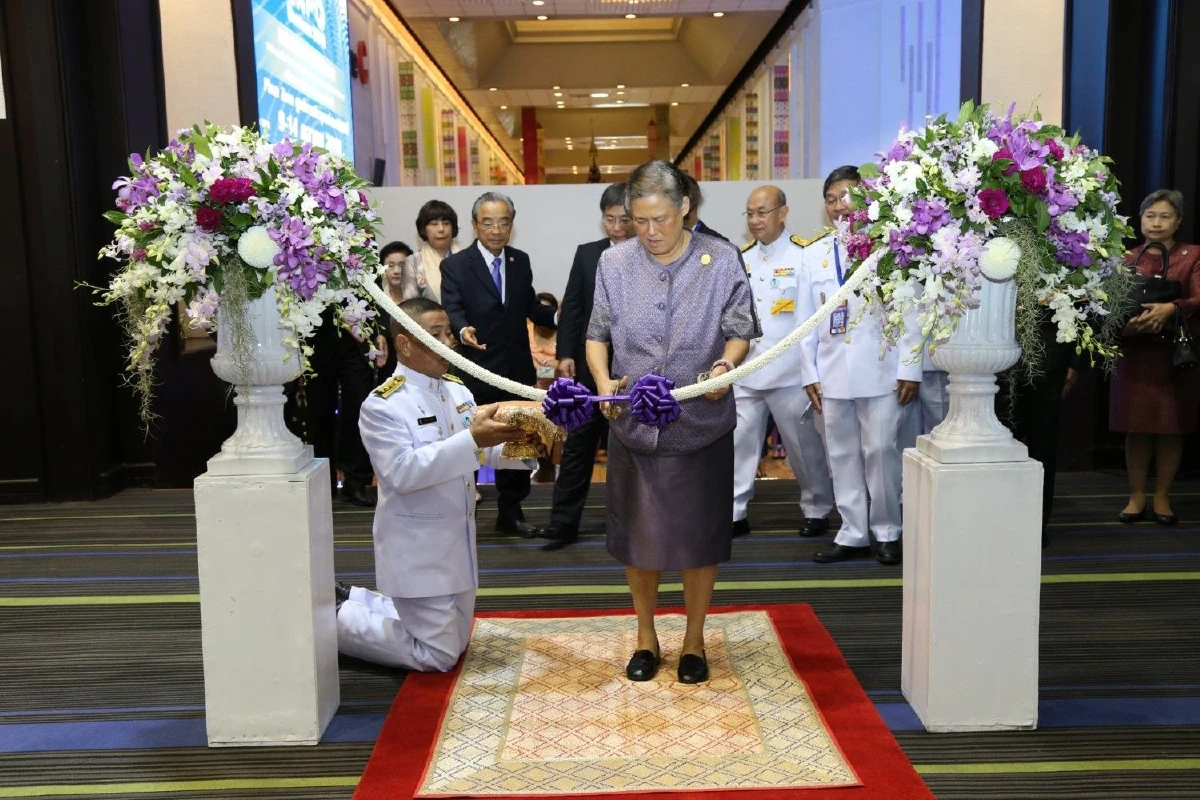 สมเด็จพระเทพฯเสด็จฯเปิดนิทรรศการแสดงเทคโนโลยีนวัตกรรมไทย-จีน