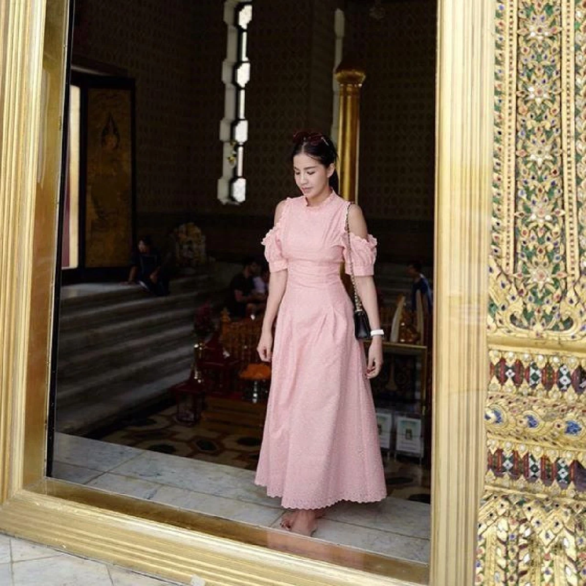 นานๆที ใบเตย อาร์สยาม สวมชุดเรียบร้อยจน ดีเจแมน ต้องเอ่ยปากชม