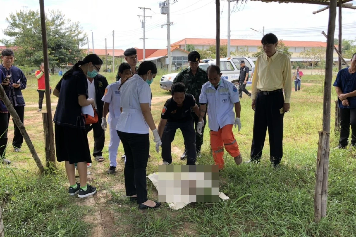 พบศพทารกถูกทิ้งในถังขยะข้างหอพักนักศึกษาตำรวจเร่งหาพ่อแม่เด็ก