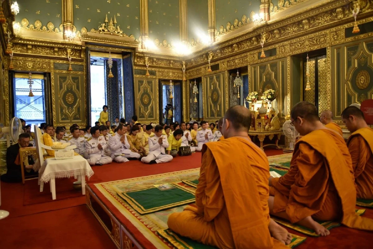 สถ.จัดทำบุญบำเพ็ญกุศลครบรอบ2ปี วันคล้ายวันสวรรคตร.9