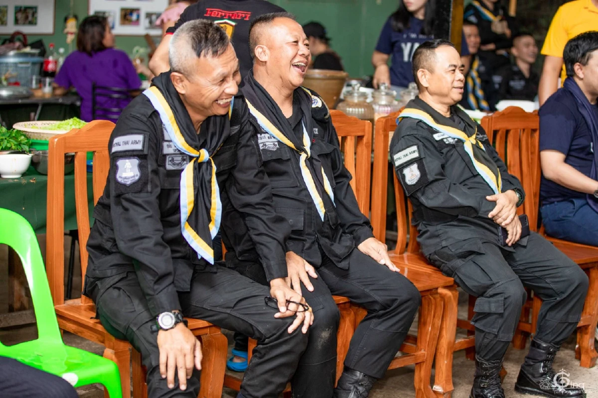 "โน้ส-อุดม" สวมบท ผบ. สร้างรอยยิ้มและความสุขให้ทหารใต้