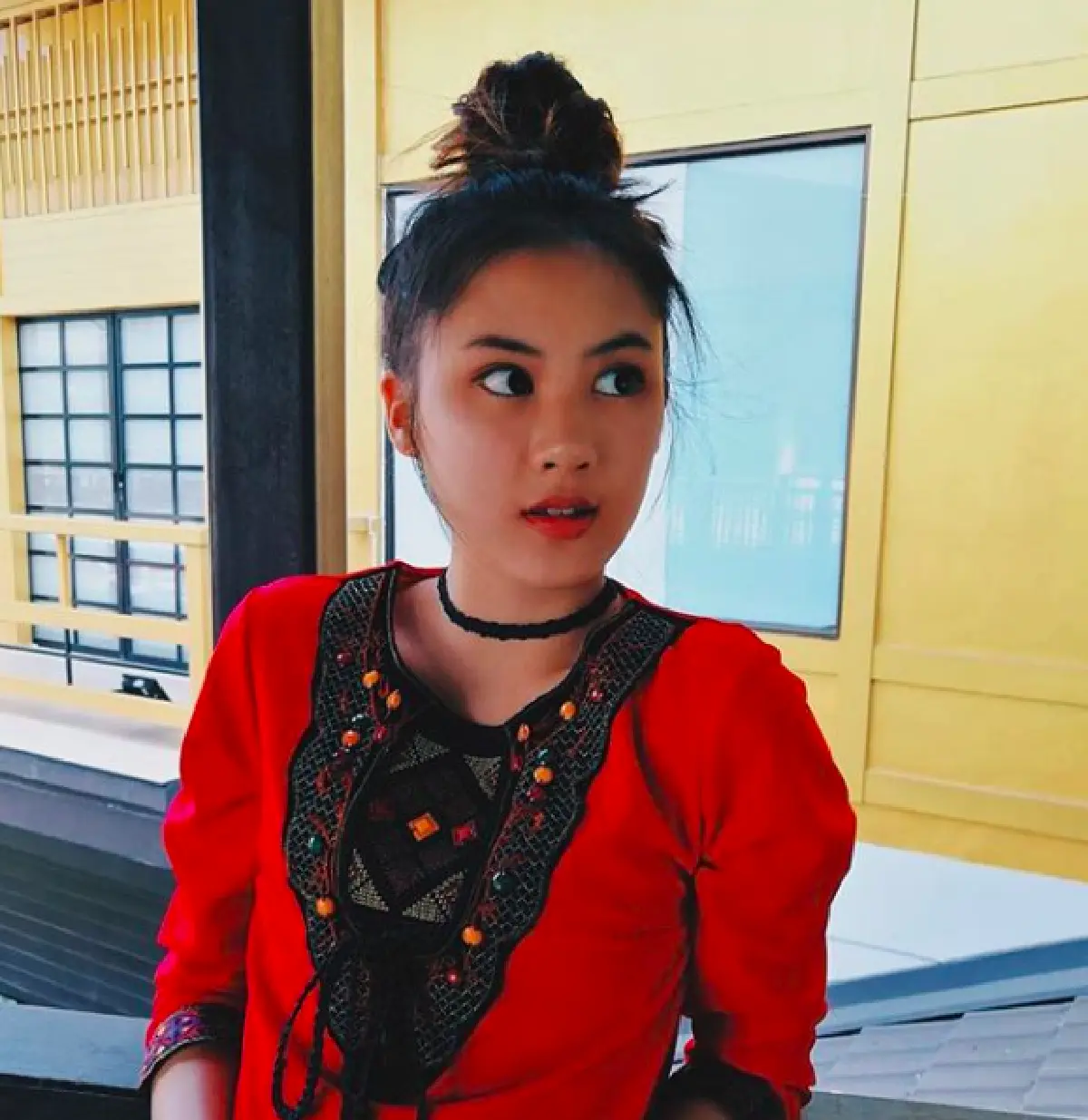 ไม่ธรรมดา! ซูมภาพ “เหม่เหม” หรือ “นาน่า” สาวน้อยจาก “เลือดข้นคนจาง"ที่กลายเป็น งูพิษ เพียงชั่วข้ามคืน