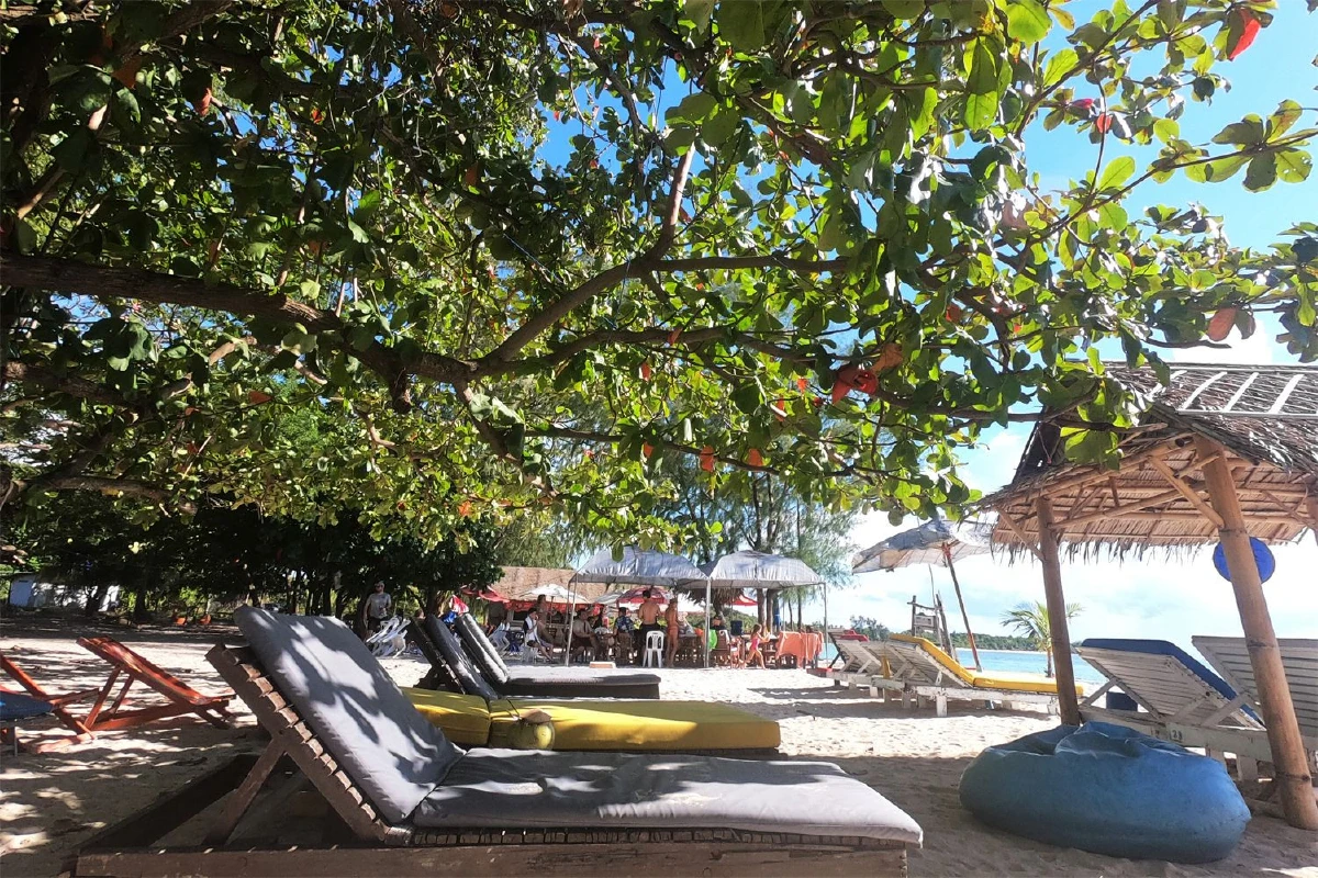 เดินชิลปล่อยใจที่ เกาะมัดสุม