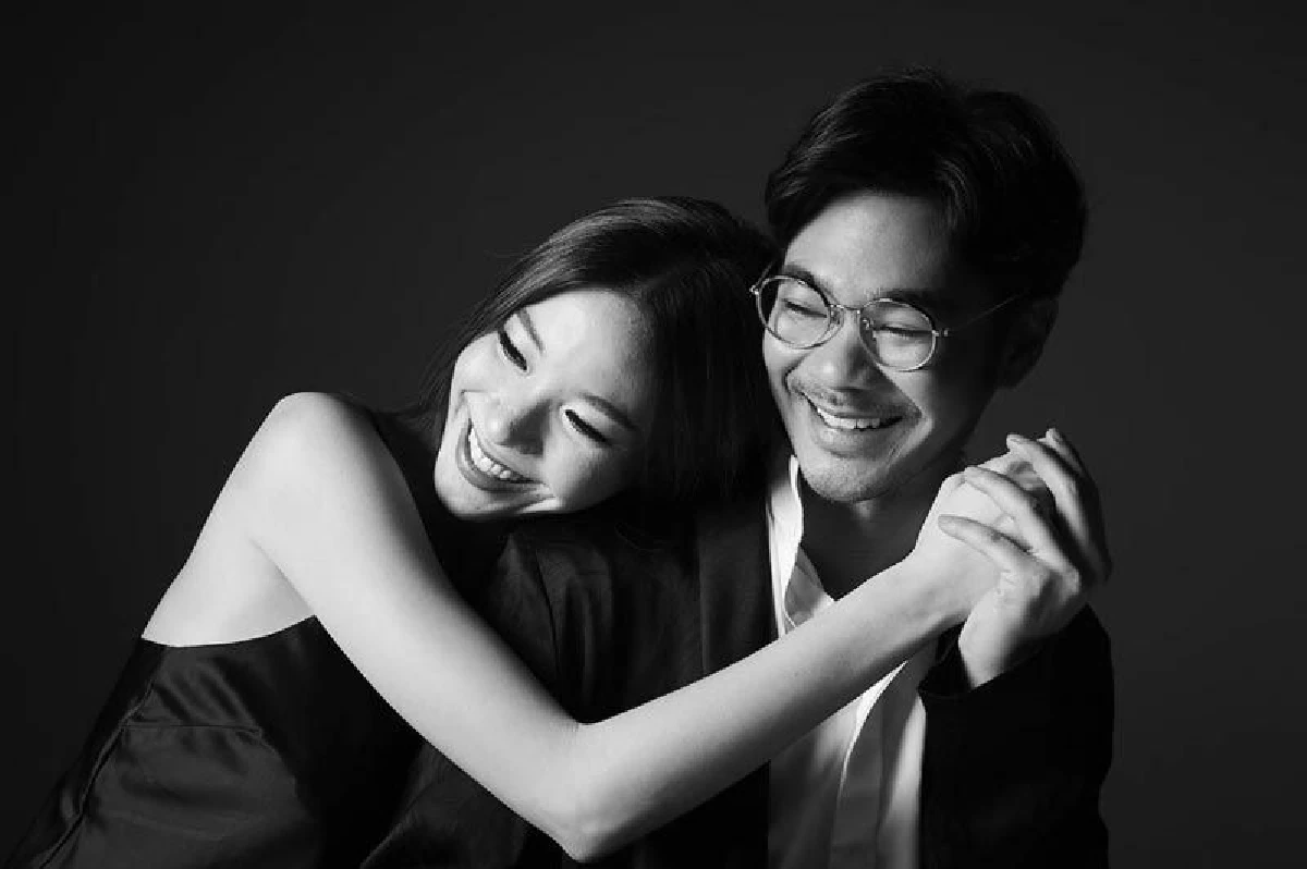 “เนม Getsunova-ป้อ สารชา” เผยภาพพรีเวดดิ้งสุดเท่ธีมขาว-ดำ ก่อนเตรียมเข้าประตูวิวาห์ 29 ต.ค. นี้