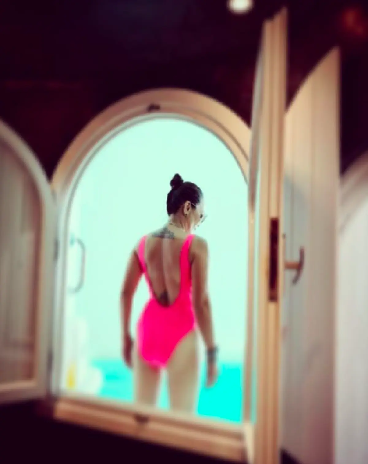 57 ยังแจ๋ว! "ต่าย เพ็ญพักตร์” โชว์หุ่นสุดแซ่บ คงดีกรีความเซ็กซี่