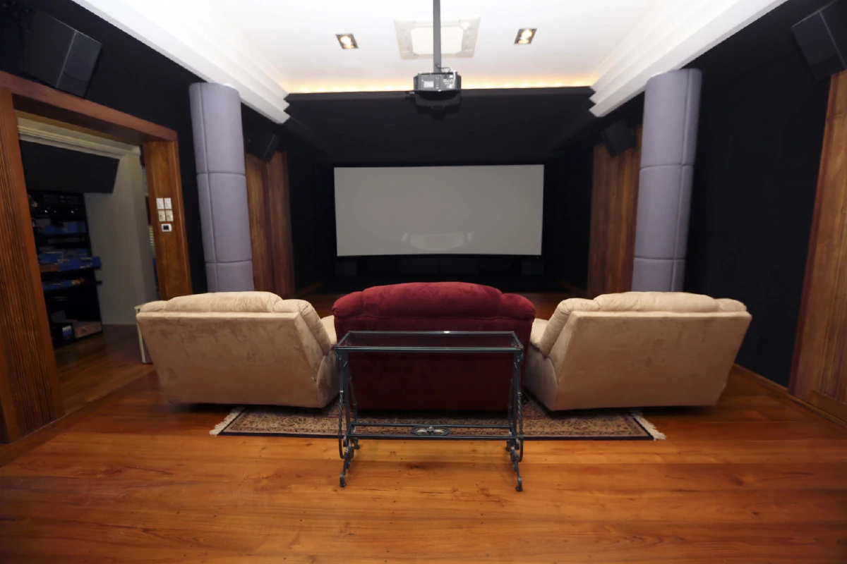 กุลศรา โสณกุล ณ อยุธยา วิลล่าหลังงามวิวสนามกอล์ฟเติมพลัง