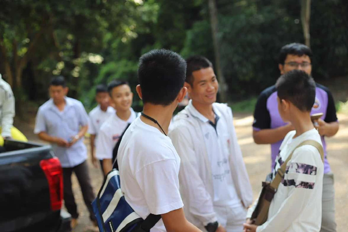 เปิดประตูปากถ้ำหลวง13หมูป่าทำบุญครบ100วันจ่าแซม