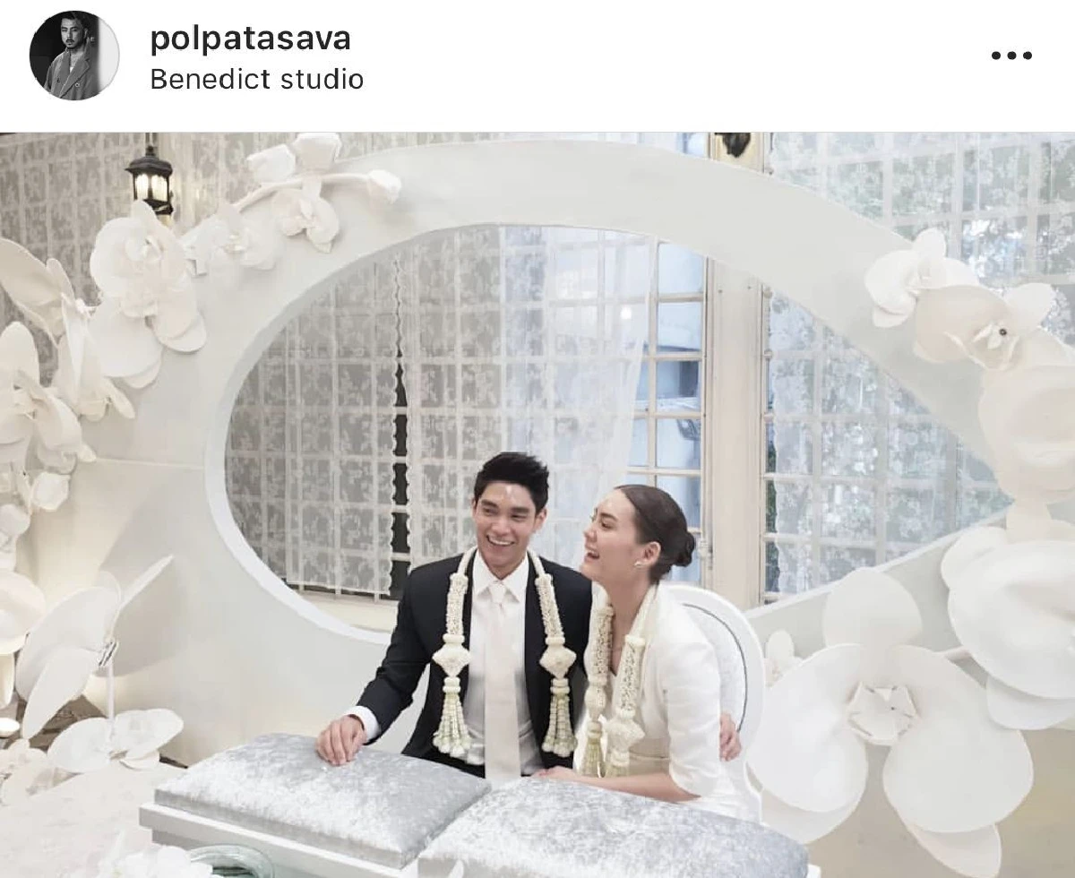 รวมภาพงานหมั้นช่วงเช้า "เจนี่-มิกกี้” ในธีมเรียบหรู ท่ามกลางสักขีพยานจำนวนมาก