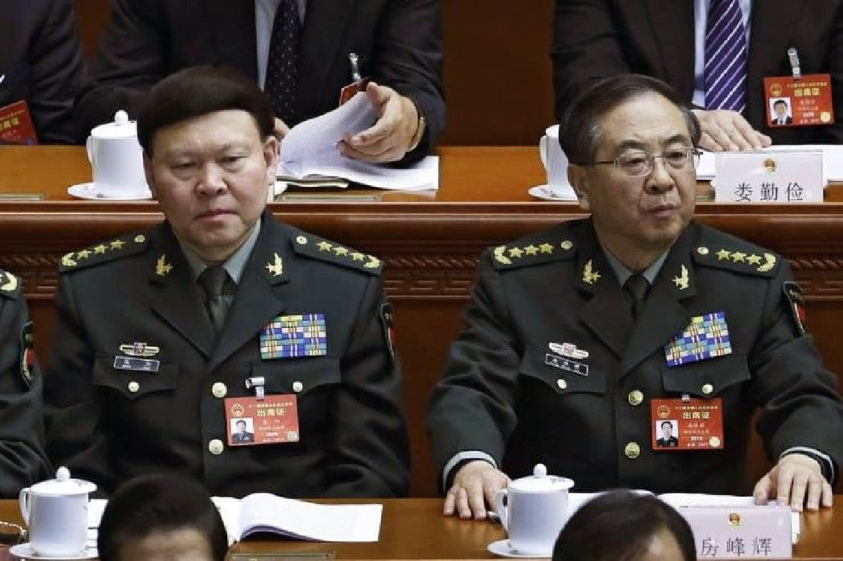 จีนปลด 2 นายพลพ้นกองทัพ หลังพบทุจริต จีนปลด 2 นายพลพ้นกองทัพ หลังพบทุจริต