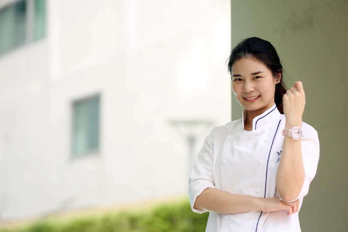 “เหมียวเรียนจบไฟแนนซ์และแบงก์กิ้ง