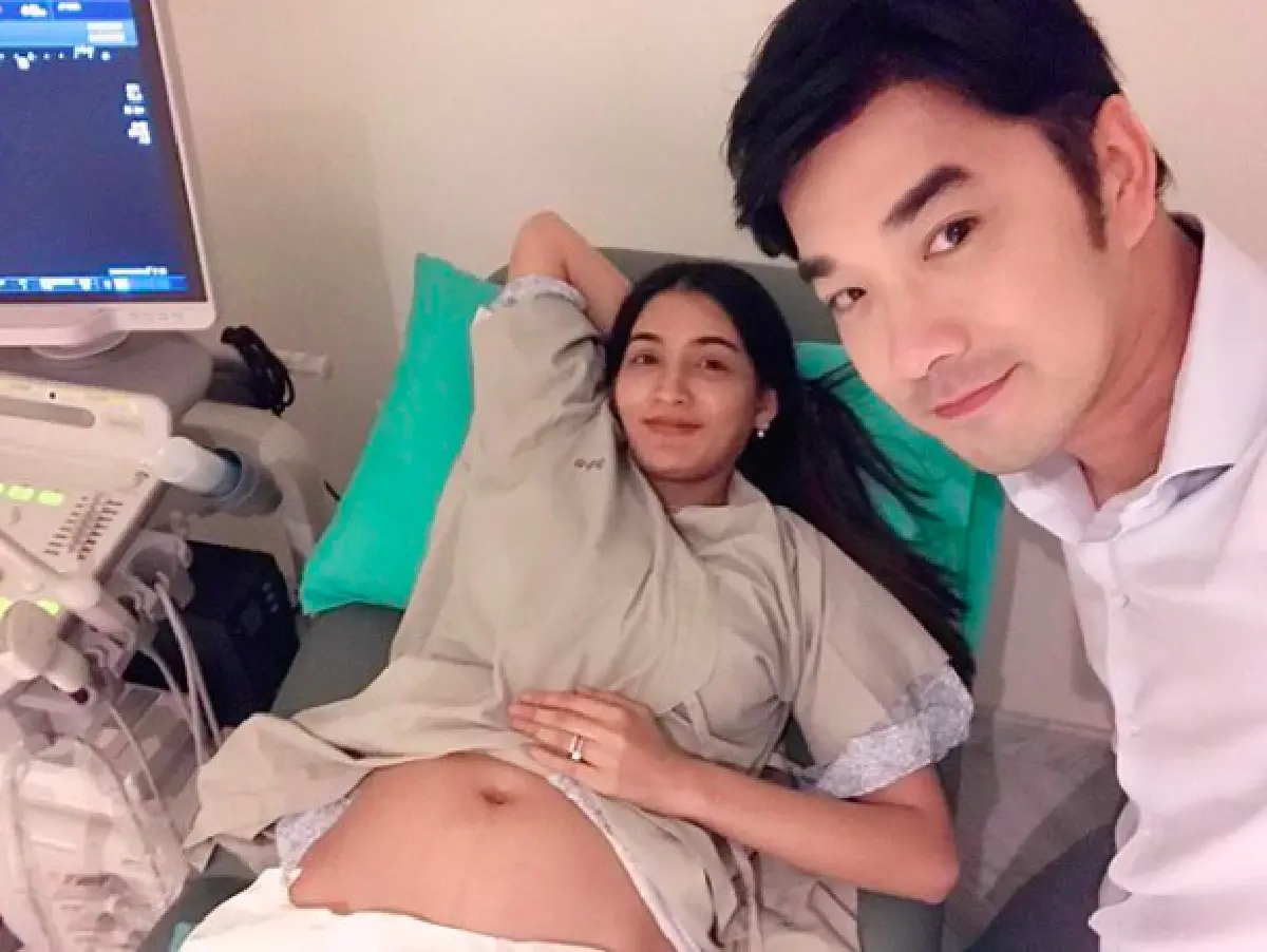 กำลังใจดีมาก! “ครูก้อย” ภรรยา “เจมส์ เรืองศักดิ์” เข้าผ่าตัดเย็บปากมดลูก พร้อมเผยข่าวดีได้ลูกสาว