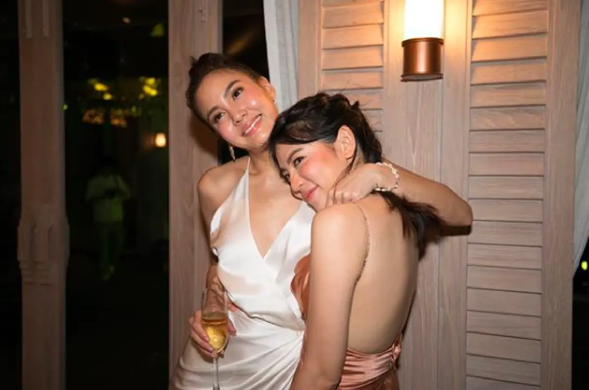คิวต่อไป!! “น้องแจน” น้องสาว “เจนี่" โชว์การ์ดแต่งงานแบบเรียบง่าย แต่แฝงด้วยความเก๋