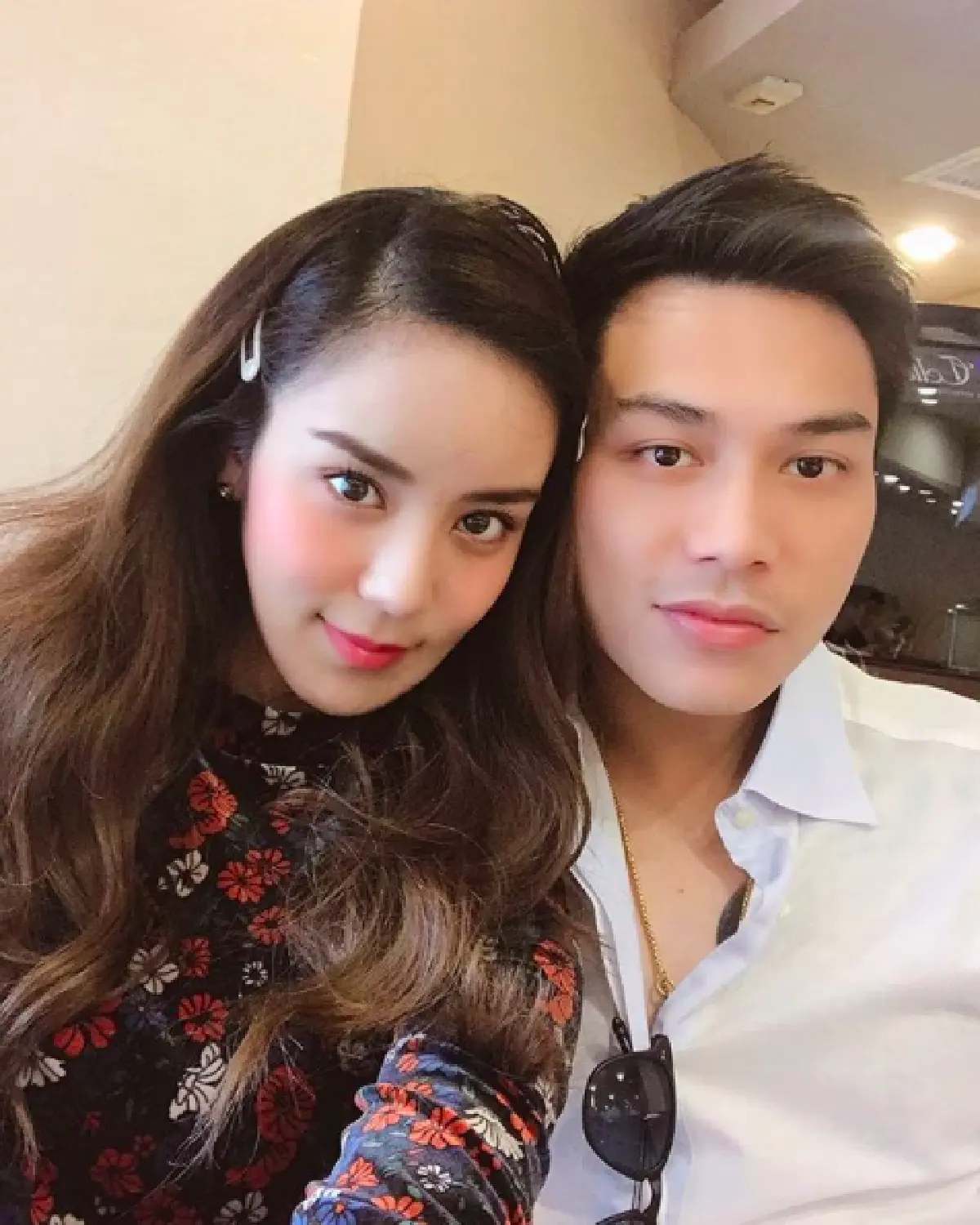 “ขนมจีน” ควงว่าที่เจ้าบ่าว “ไฮโซเคน” ถ่ายภาพพรีเวดดิ้งในแบบมินิมอลสุดเท่