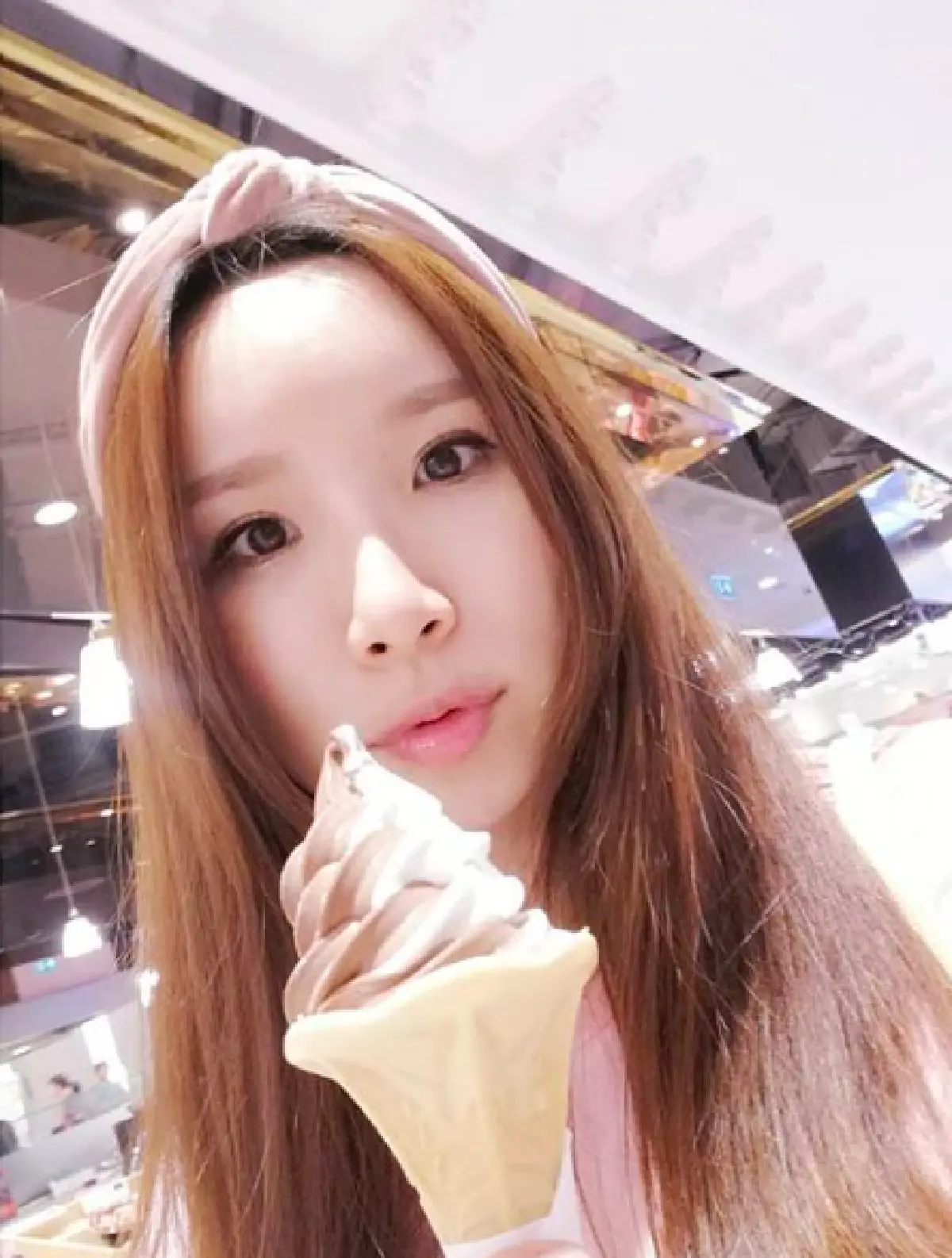 ยังจำได้ไหม!? "หว่าหวา ไชน่าดอลล์” ปัจจุบันวัย 39 ปี หลังฉีดไขมันเติมเต็มความเด้ง