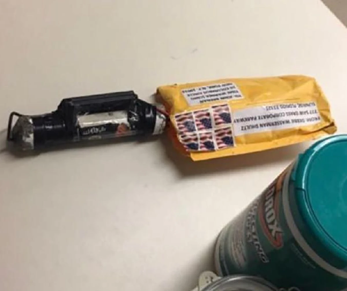 มะกันผวา! พัสดุซุกระเบิดโจมตีฝ่ายตรงข้ามทรัมป์