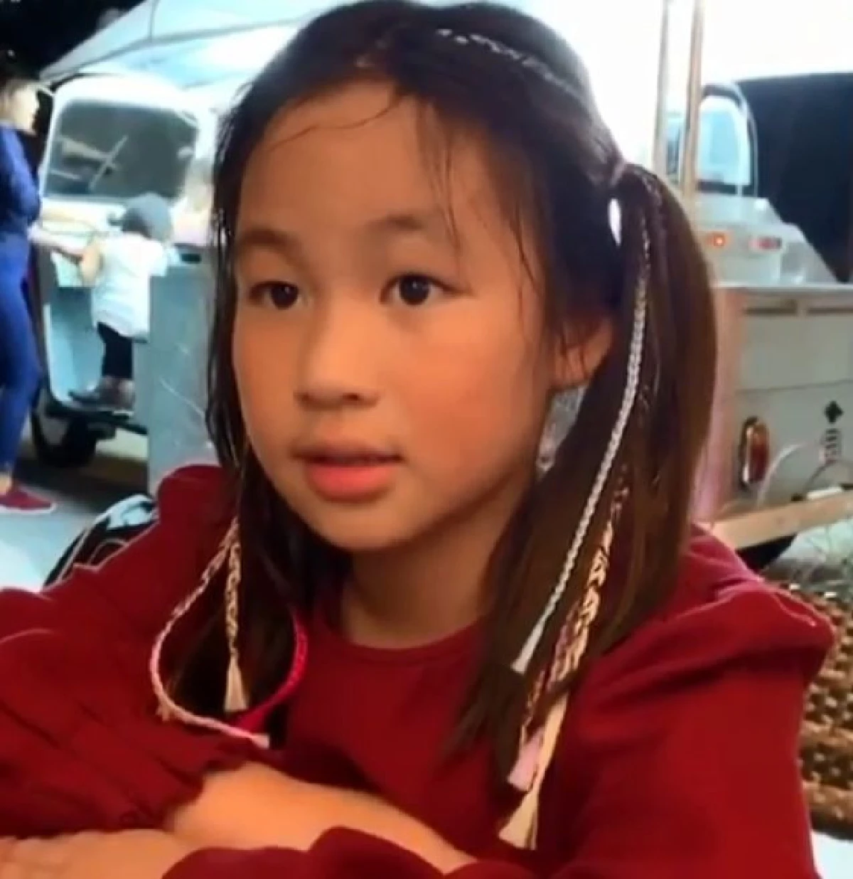 น้องออกัส พูดอังกฤษคล่องปร๋อ! ช่วยครอบครัวได้มากเวลาเที่ยวต่างประเทศ (คลิป)