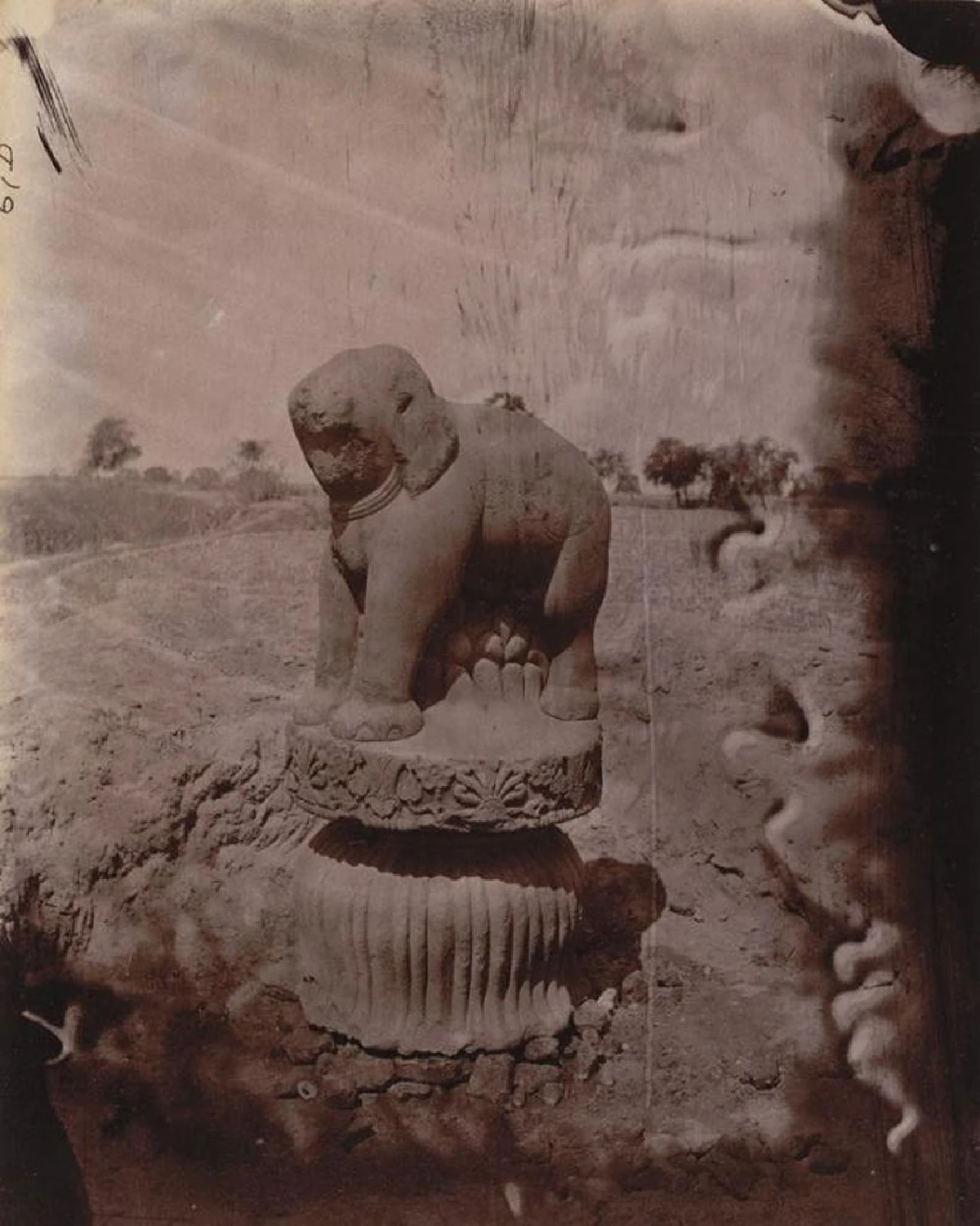 เสาปักหมุดบันไดจากเทวโลก