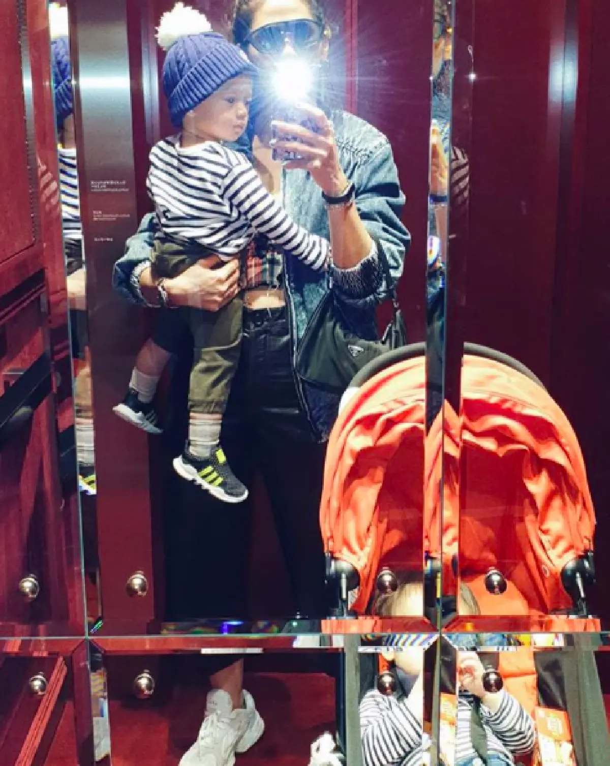 ซูมคอสตูม “ชมพู่ อารยา” จัดเต็มแฟชั่นทริปญี่ปุ่น แม้กระเตงลูกเที่ยวด้วยก็ไม่หวั่น