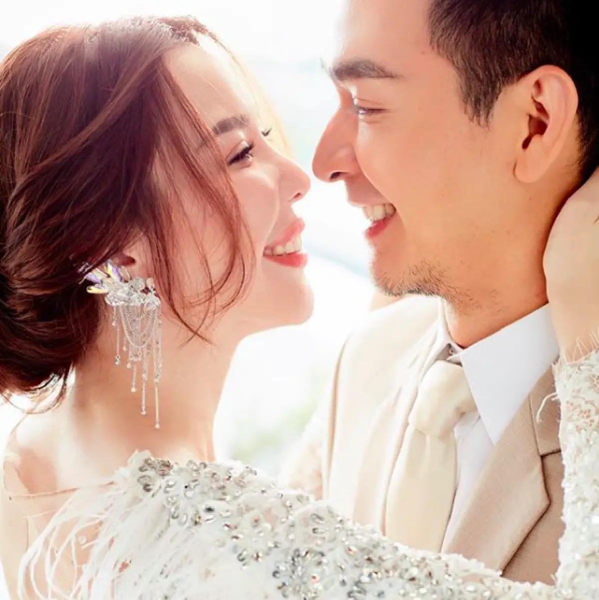 "พอล ภัทรพล” พร้อมว่าที่เจ้าสาว "ฟอว์น ไปยดา” เผยภาพพรีเวดดิ้งใช้เรือนหอเป็นที่ถ่าย