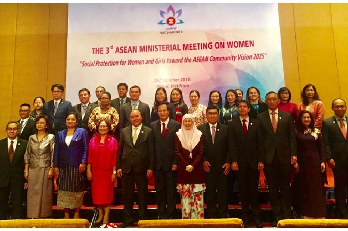 รมว.พม. กล่าวถ้อยแถลงพร้อมขับเคลื่อนงานพัฒนาศักยภาพสตรีในทุกระดับ เพื่อคุ้มครองทางสังคมแก่ผู้หญิงและเด็กหญิง ในการประชุมระดับรัฐมนตรีอาเซียนด้านสตรี (AMMW) ครั้งที่ 3 ณ สาธารณรัฐสังคมนิยมเวียดนาม รมว.พม. กล่าวถ้อยแถลงพร้อมขับเคลื่อนงานพัฒนาศักยภาพสตรีในทุกระดับ เพื่อคุ้มครองทางสังคมแก่ผู้หญิงและเด็กหญิง ในการประชุมระดับรัฐมนตรีอาเซียนด้านสตรี (AMMW) ครั้งที่ 3 ณ สาธารณรัฐสังคมนิยมเวียดนาม