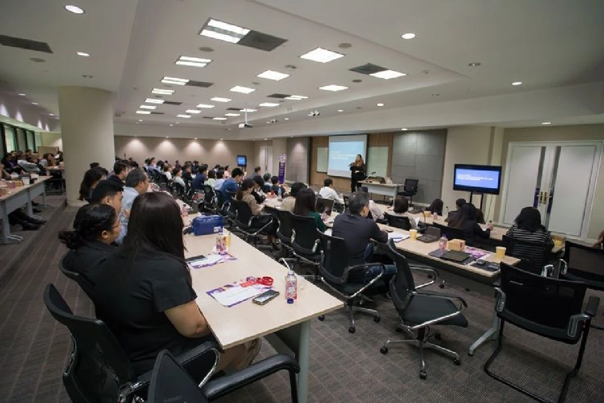 ไทยพาณิชย์ ดึงกูรูธุรกิจโรงแรมภาครัฐและเอกชน จัดงาน "รวมพลังตัวจริงหนุนเอสเอ็มอี – ชี้ทางรอดธุรกิจโรงแรม"