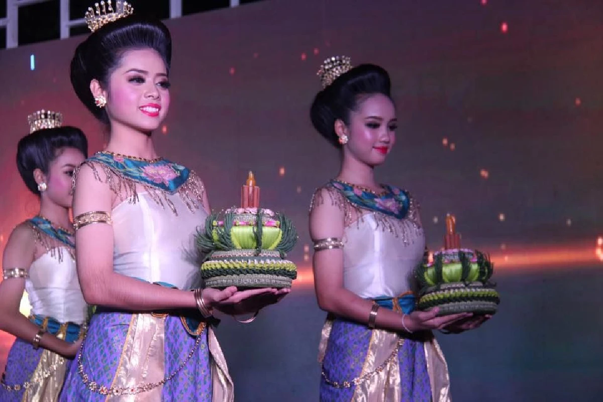 สุโขทัยจัดใหญ่ลอยกระทงปี61โชว์พลุไฟโบราณกว่า20,000นัด