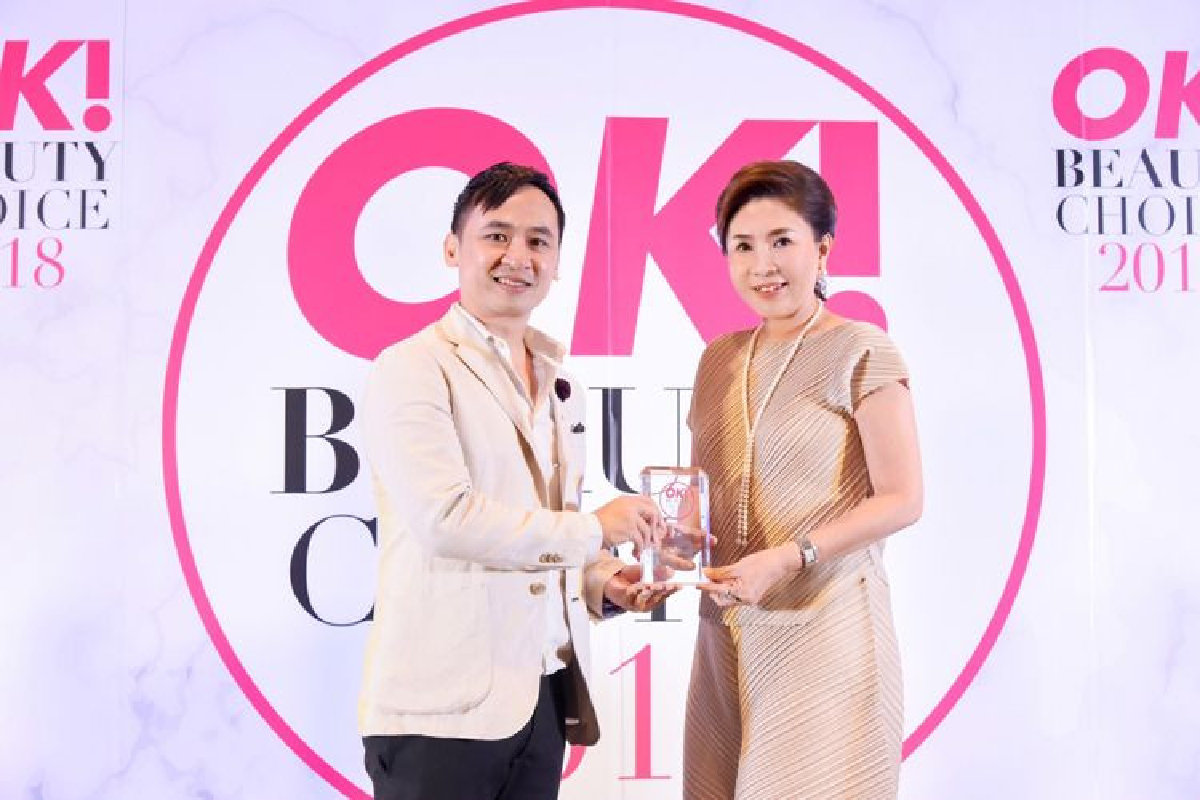 รมย์รวินท์ คลินิก คว้า 2 รางวัล จากนิตยสารชื่อดัง จากนิตยสาร HELLO และนิตยสาร OK รมย์รวินท์ คลินิก คว้า 2 รางวัล จากนิตยสารชื่อดัง จากนิตยสาร HELLO และนิตยสาร OK