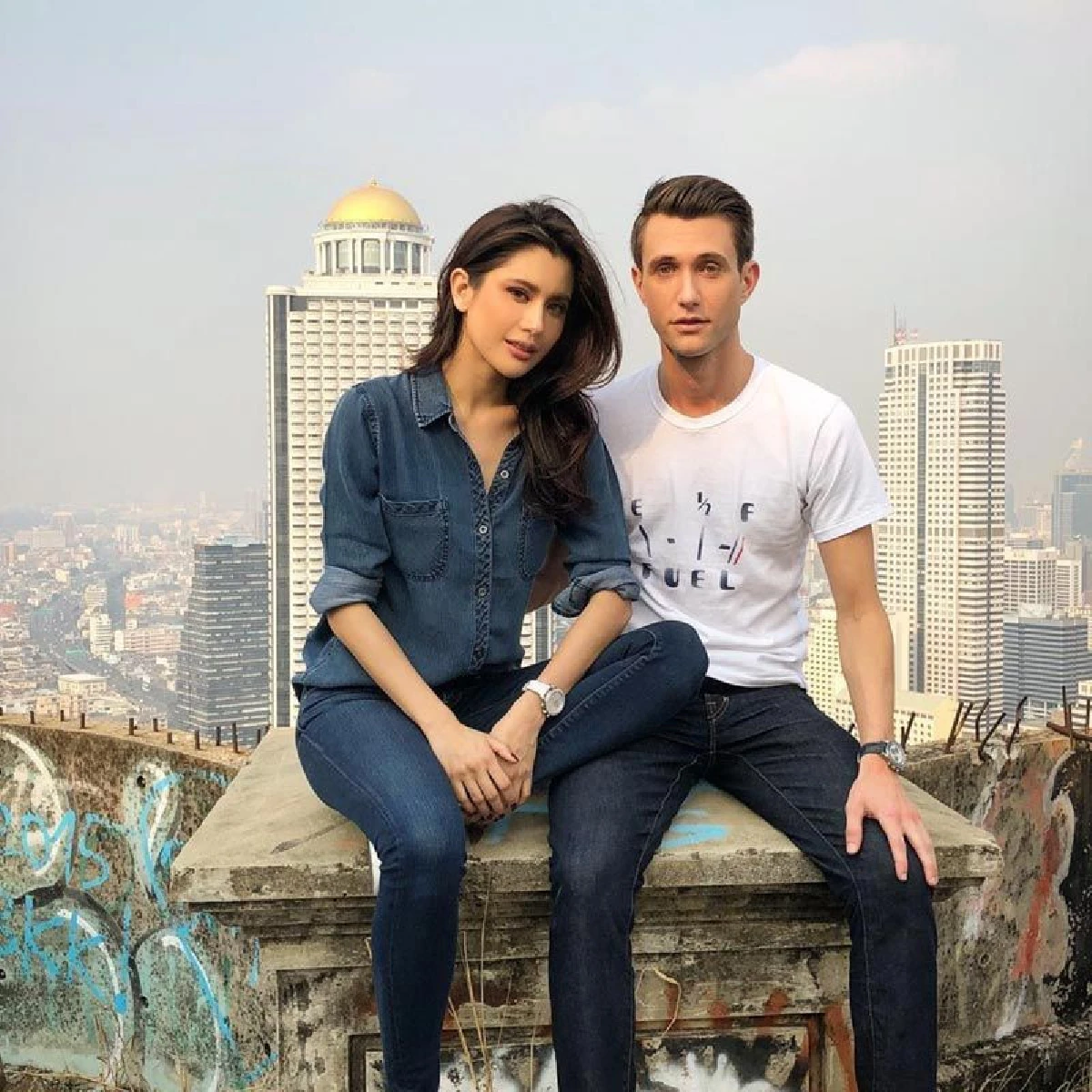 ปู ไปรยา แต่งเต็มในชุดเซเลอร์มาร์ส ควงแฟนหนุ่มปาร์ตี้วันปล่อยผีในไทย