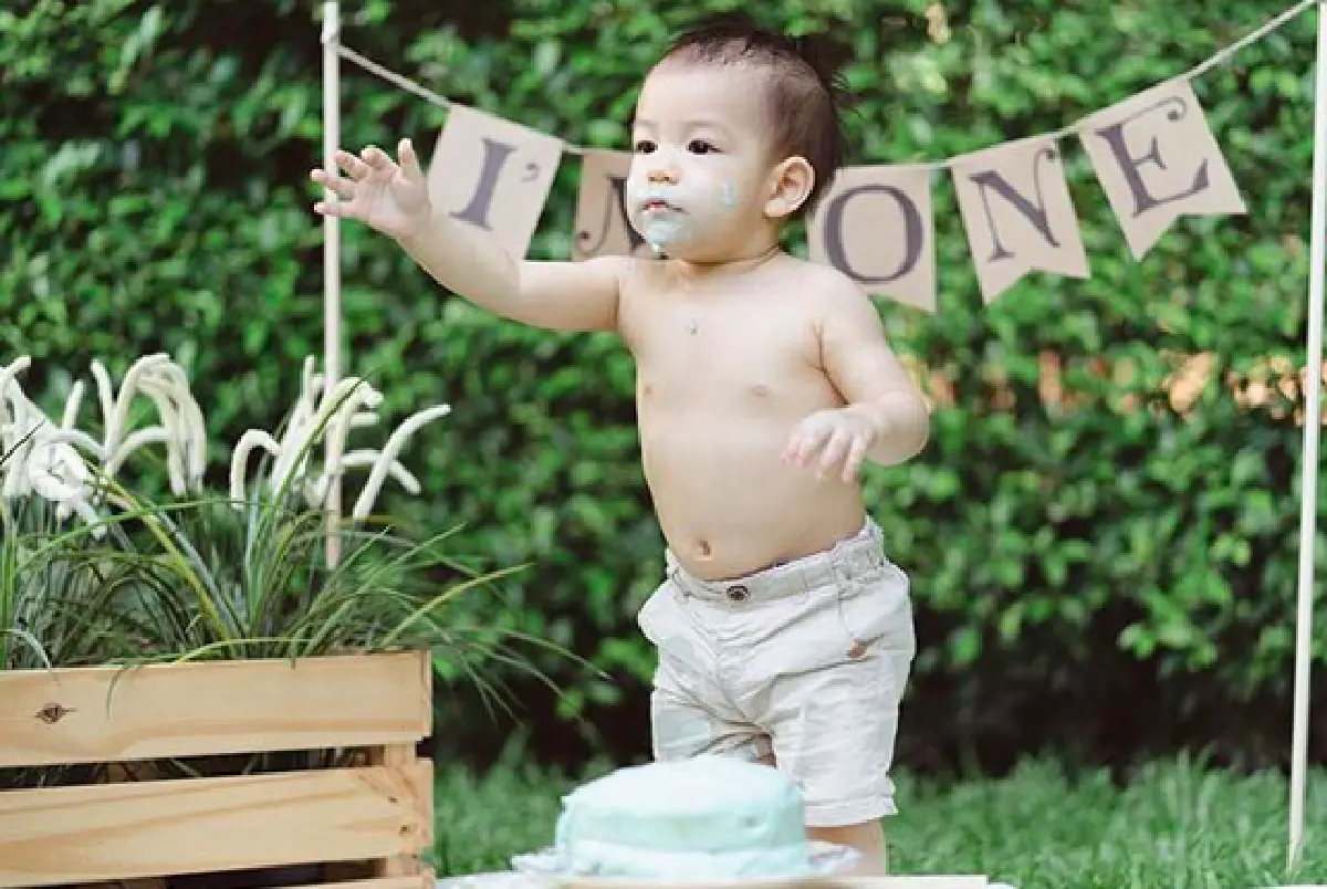 "กัปตัน-เอ้ก” จัดปาร์ตี้สุดน่ารัก ต้อนรับวัย 1 ขวบ “น้องดิน” พร้อมของขวัญสุดพิเศษ