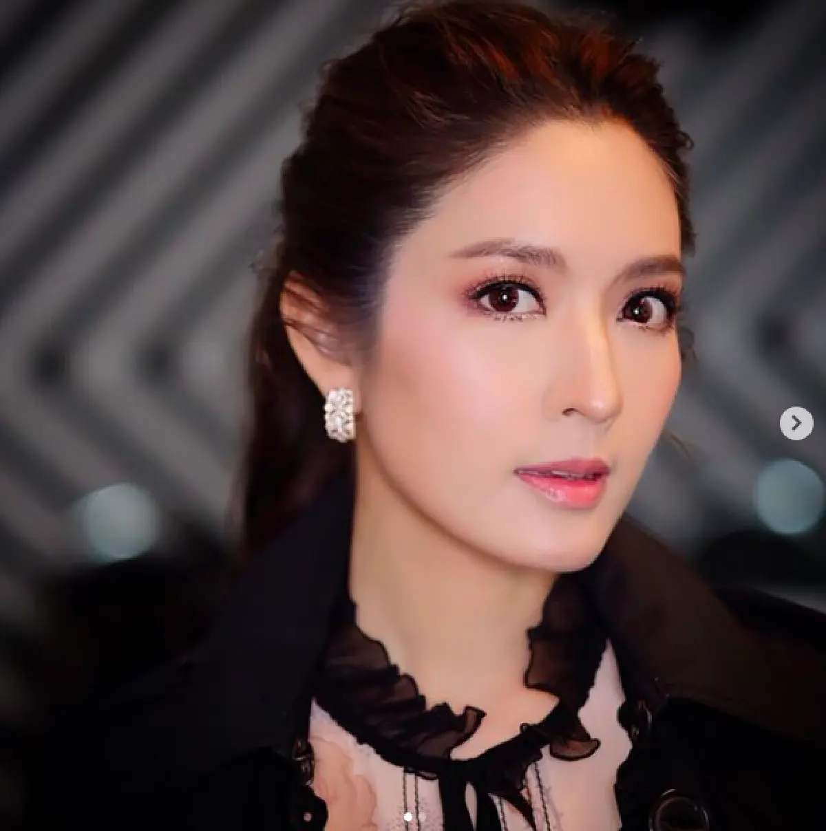 กำลังใจล้น! "แอฟ ทักษอร" ได้รับบวกตรึม หลังมีข่าว "สงกรานต์-แมท" ศึกษาดูใจ