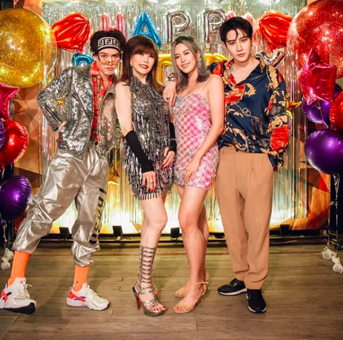 ภาพบรรยากาศงานปาร์ตี้วันเกิดสุดแซ่บของ “แม่ตุ๊ก” ในธีม Disco สุดมันส์