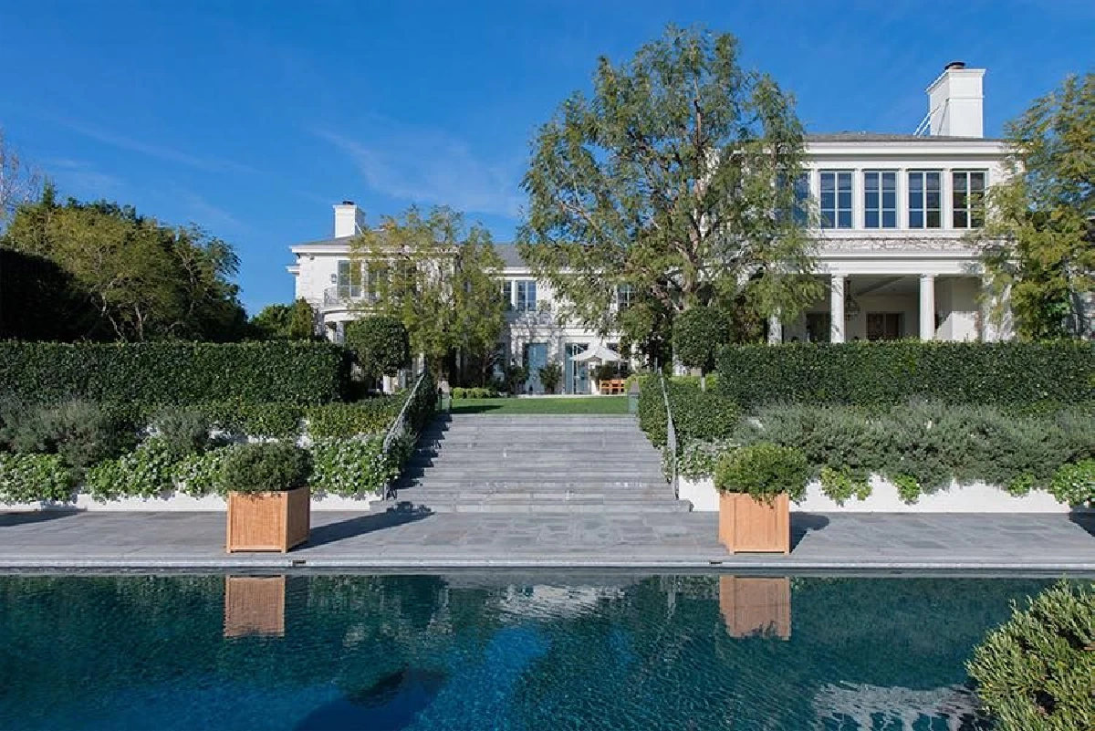 ส่องภาพบ้านพักตากอากาศ 1,200 ล้านบาทของ “ปุ๋ย-ภรณ์ทิพย์” ที่แคลิฟอร์เนีย หรูทุกมุมบ้าน