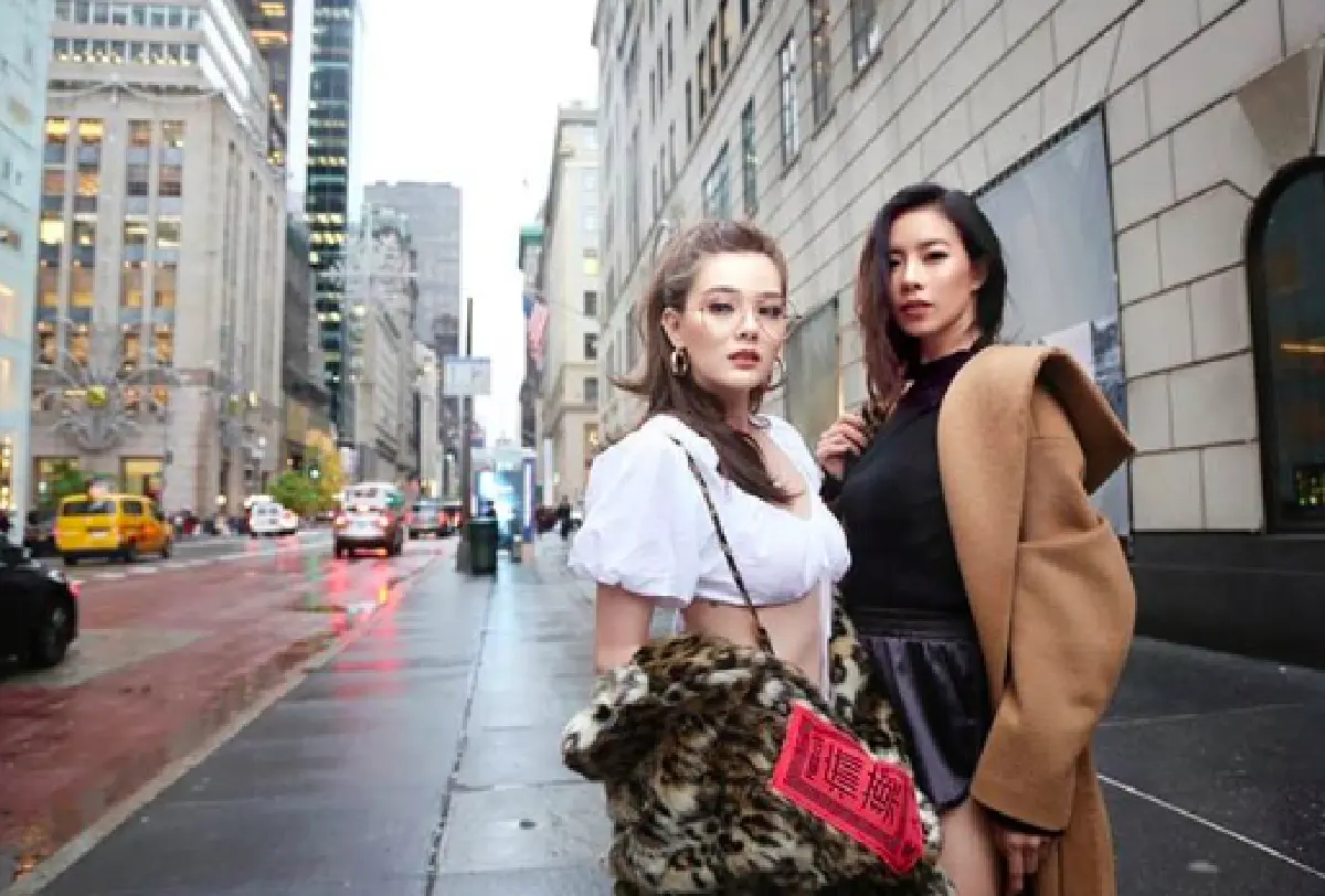 แซ่บแพ็คคู่ไปเลย “คริส-ดิว” แท็กทีมตะลุยนิวยอร์ก ชมแฟชั่นโชว์ Victoria’s Secret